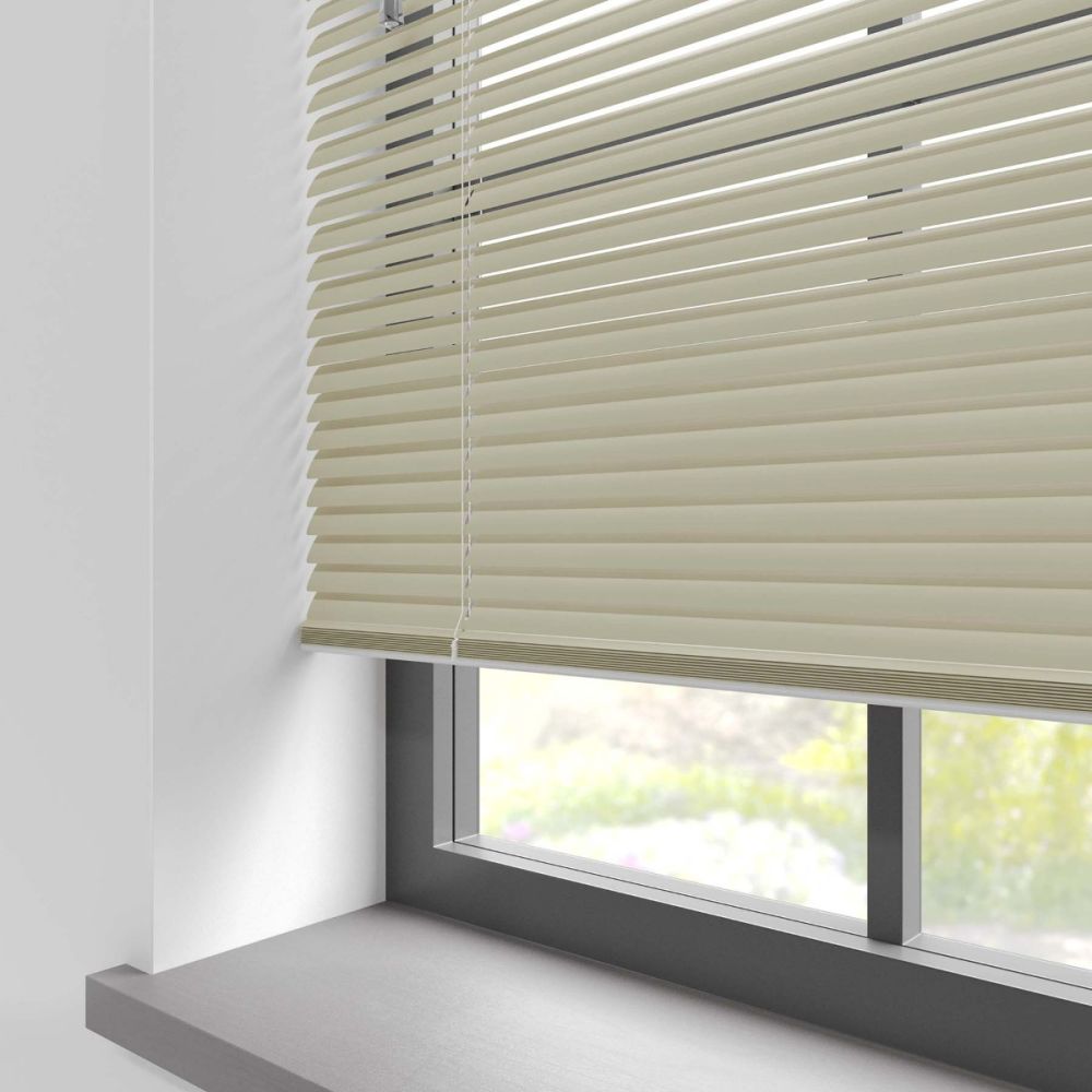 Ecru Aluminium Venetian 
