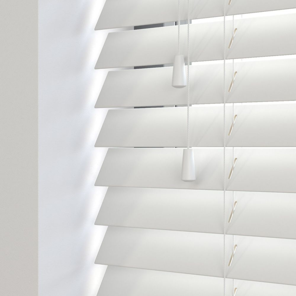 Essentials White Wood Venetian Blind