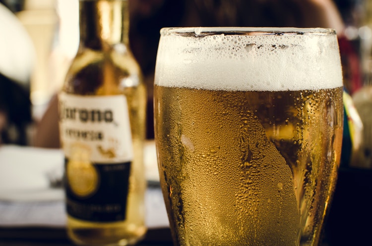 beer with condensation on the outside of the glass