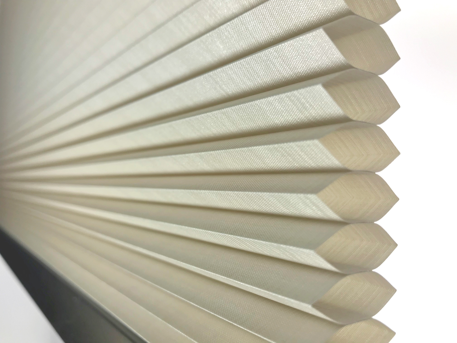 internal honeycomb structure of an ecofit blind